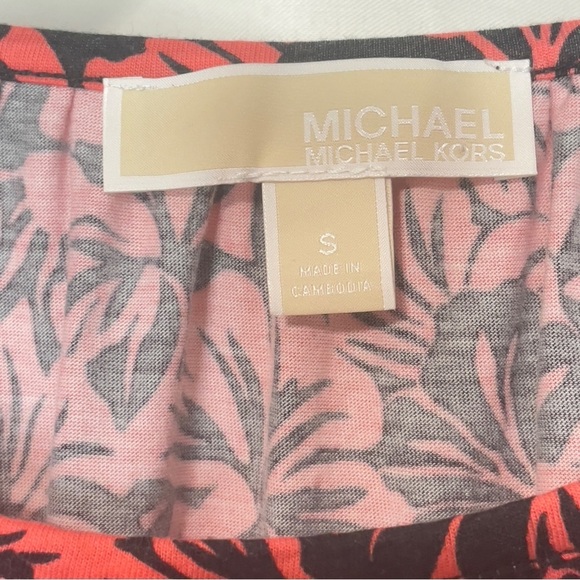 Michael Kors Red & Black Floral Print
Long Sleeve Blouse - Size S - Picture 6 of 10
